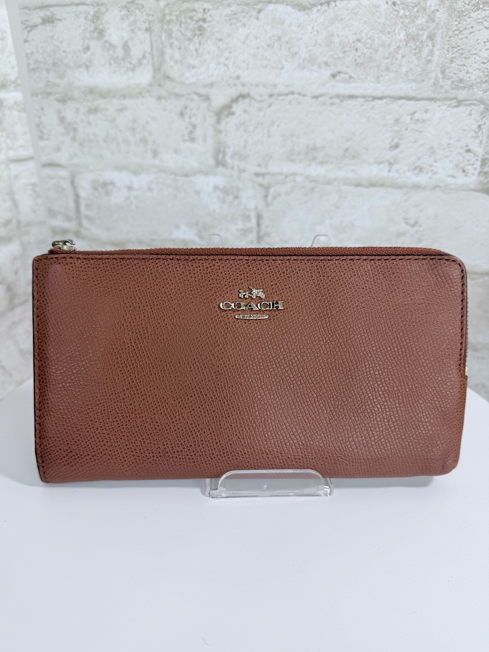 Coach Saddle Crossgrain Leather Kylie Zip Around Wallet